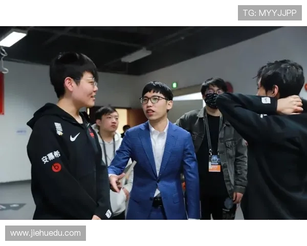 城市赛点评：WE战队展现强大实力与团队默契的精彩表现